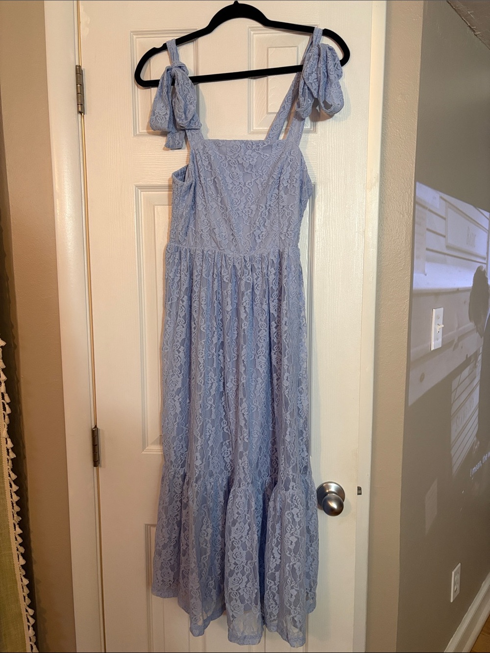 Lavender Lace Tie-Strap Maxi Dress